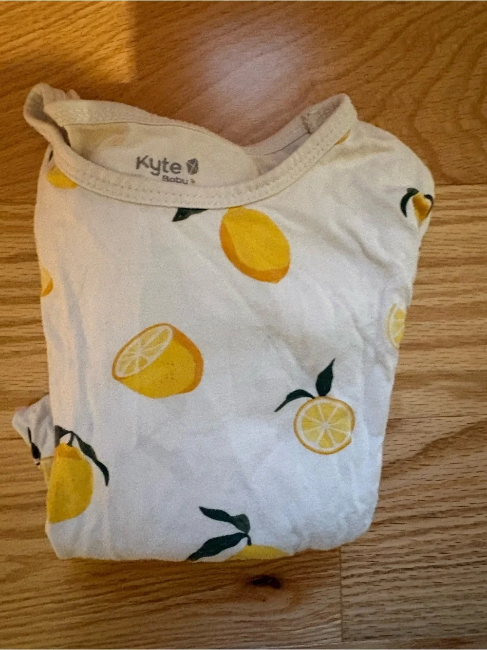 Kyte BABY Cream and Yellow Lemon Print Kids Pajama Set